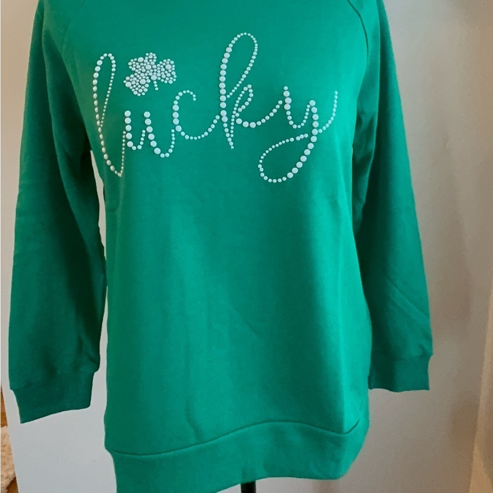 NWT Lucky Shamrock St. Paddy’s Soft Embellished Crewneck Sweatshirt Green Small - Picture 4 of 8
